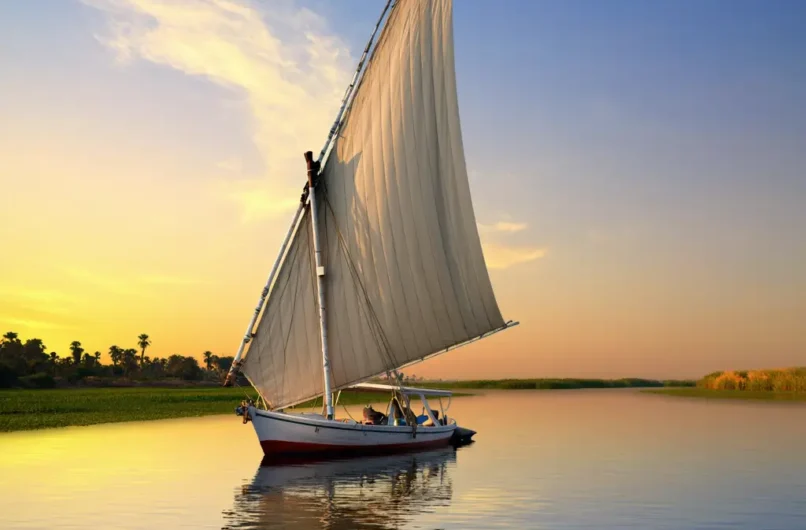 luxury small boat nile cruise