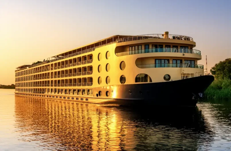 luxury dahabiya nile cruise