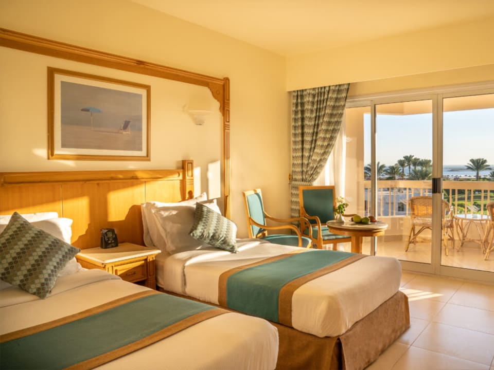 07 Standard Room