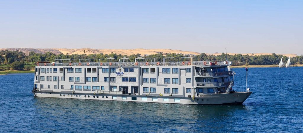 15670208440Tulip Nile cruise