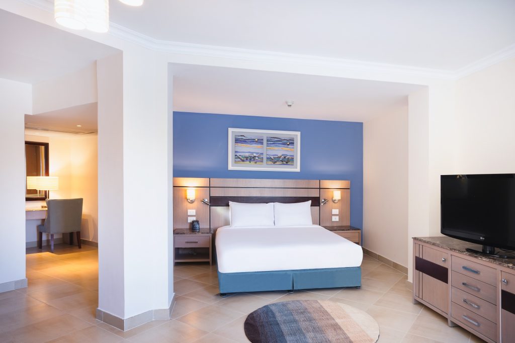 Corner Suite