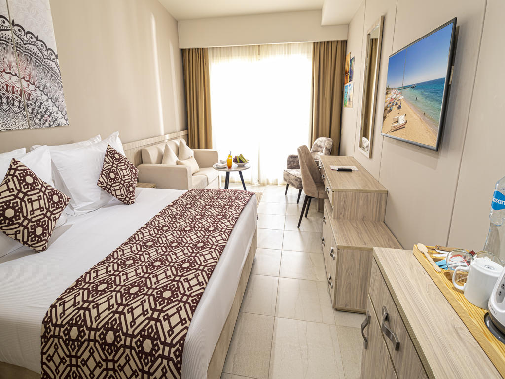 Double Twin Pool View Room