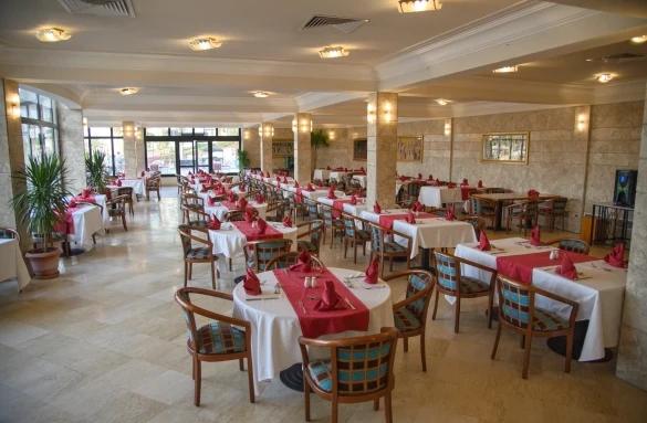 Karnak Restaurant
