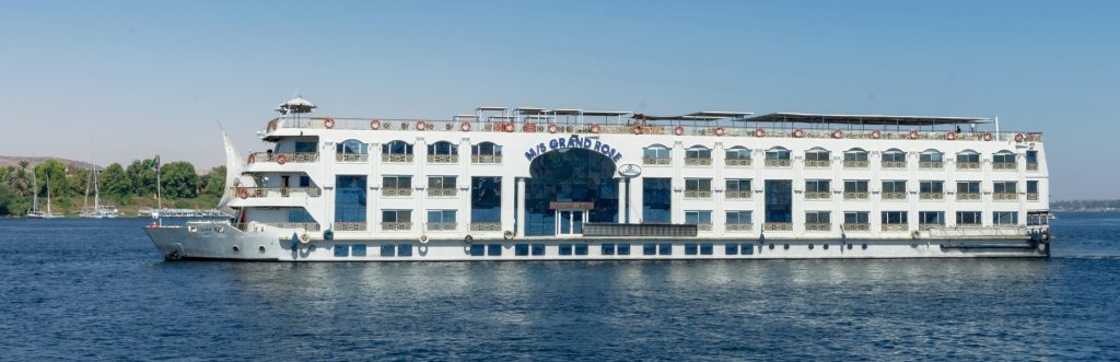 MS Grand Rose 1
