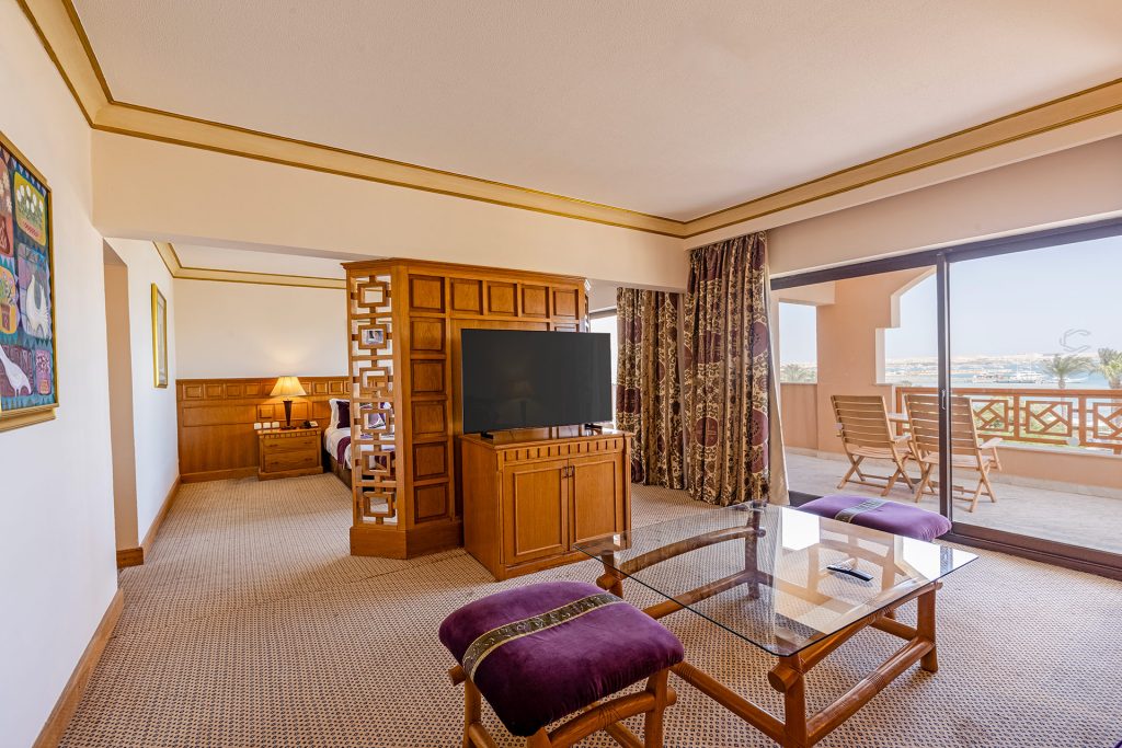 Presidential Suite with Sea View 2
