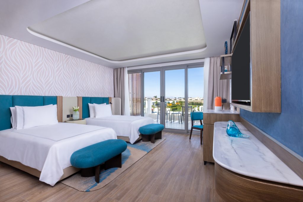 RRS BH Superior Room 03