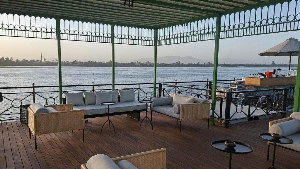 Sundeck