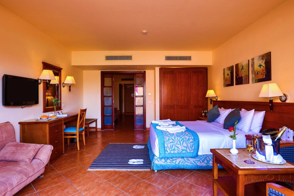 family room 1