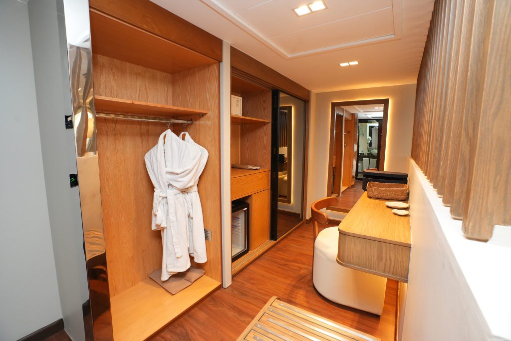 royal suite 3